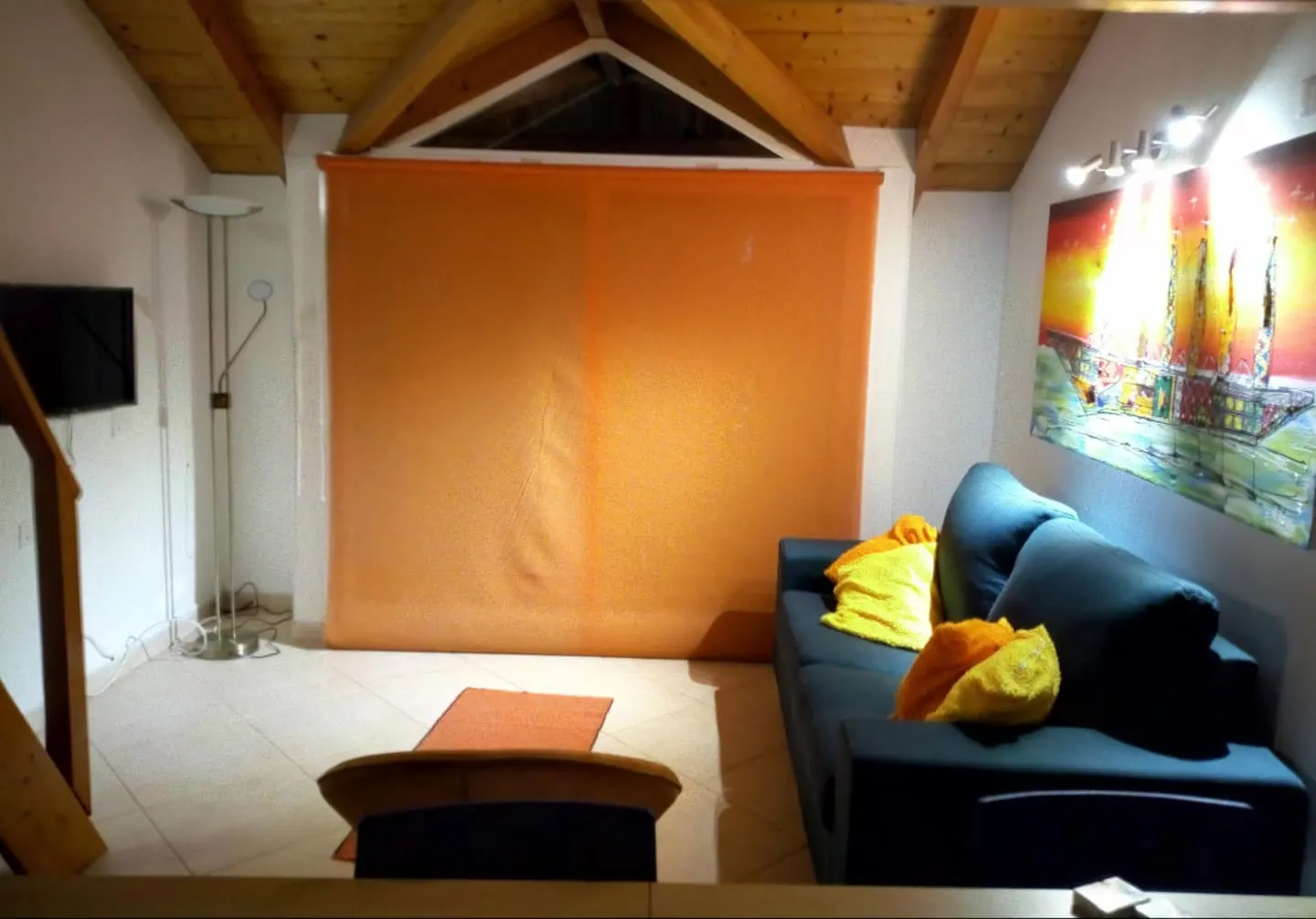 Lovely and central 2-bedroom apartment — Additional photos