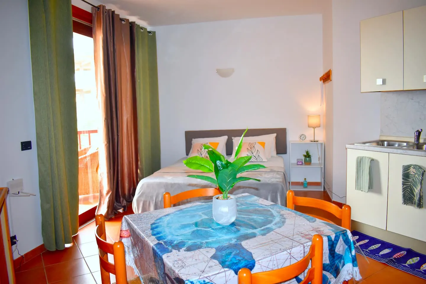 Porto Antigo 2 Studio - Balcony - OCEAN VIEW — Dining area