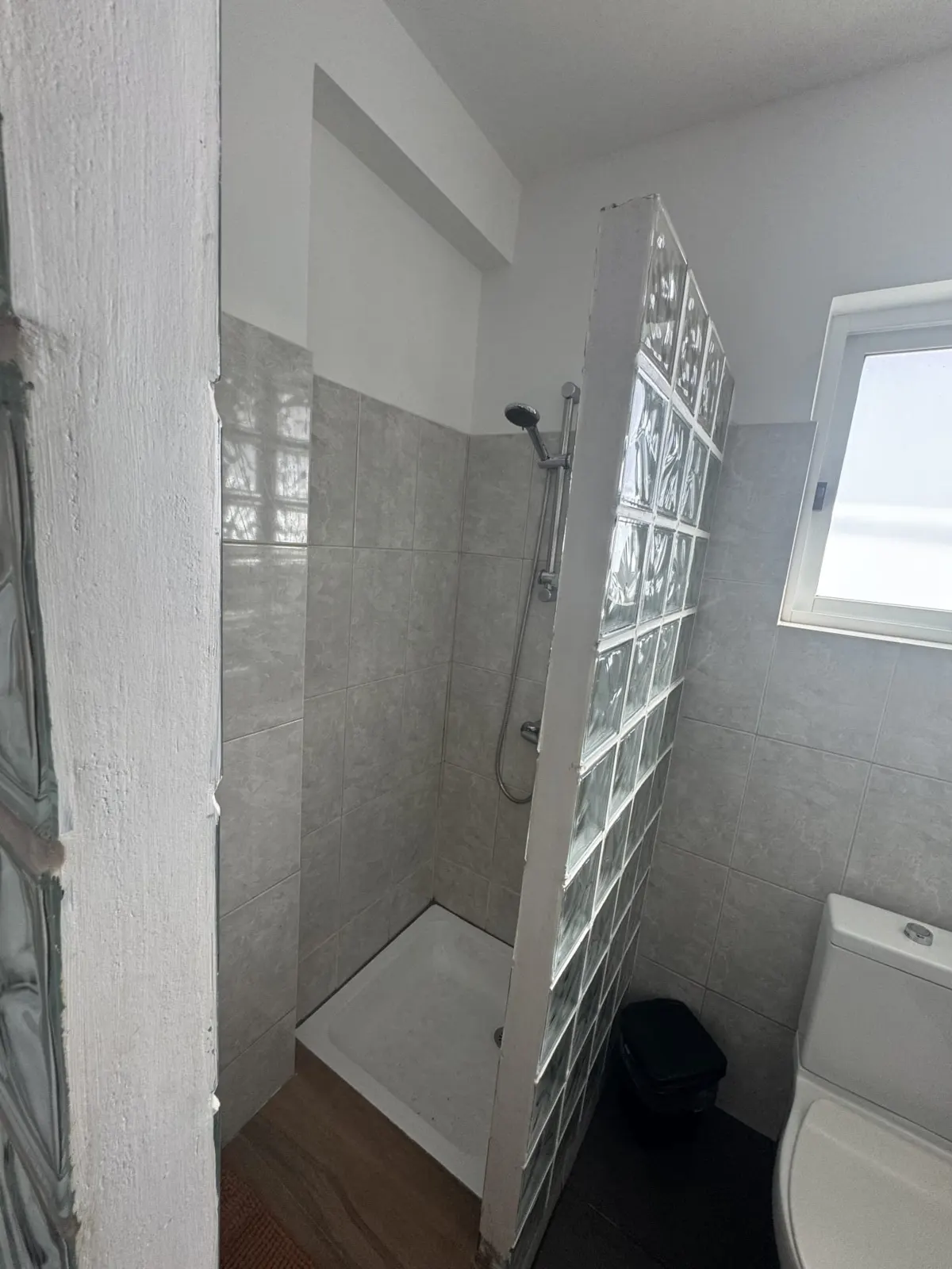 Holiday Properties Tropicana — Full bathroom