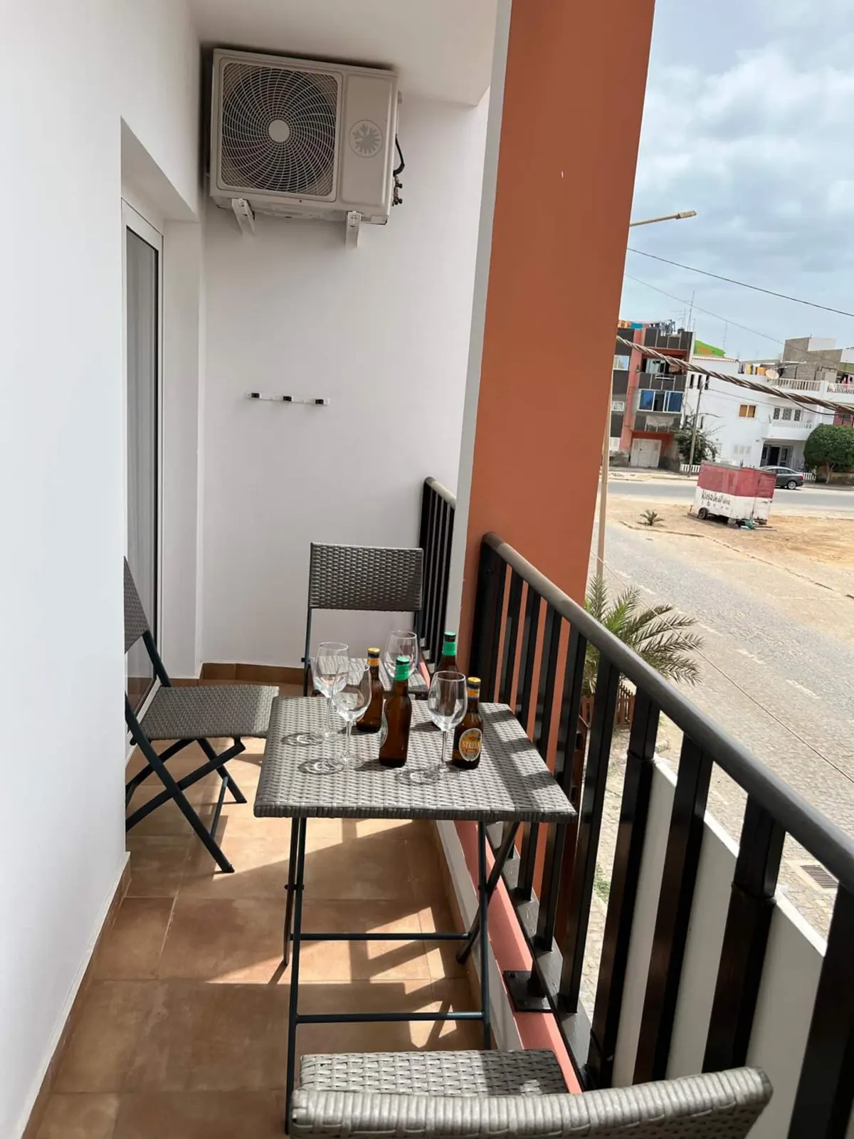 Franmay 4: Two-Bedroom Apartment with Terrace — Patio