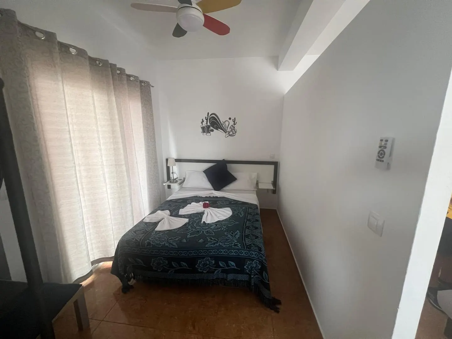 Franmay 8: One-bedroom Penthouse with terrace — Bedroom