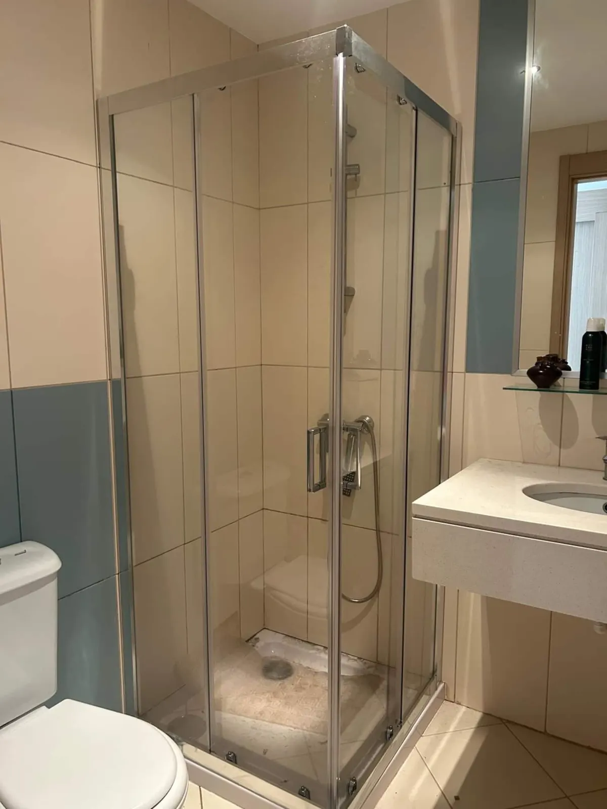 Good life is in Vila Verde Sal. — Full bathroom 1