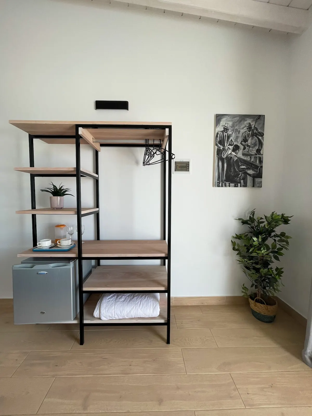 Brandnew Rooftop Gem with Stunning Seaview — Bedroom