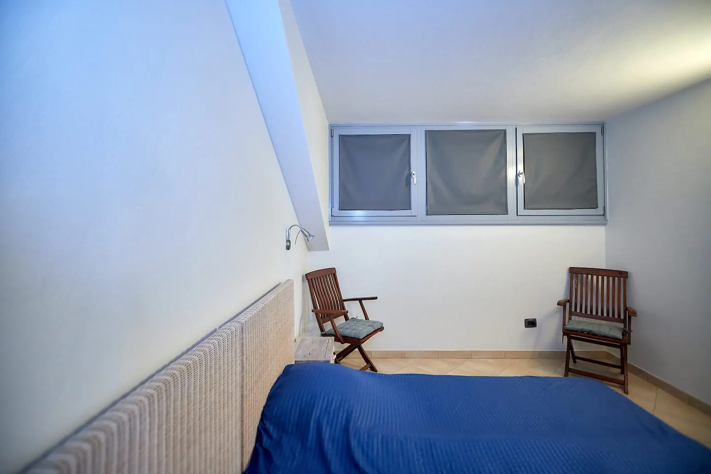 Breathtaking ocean view in city center — Bedroom 2
