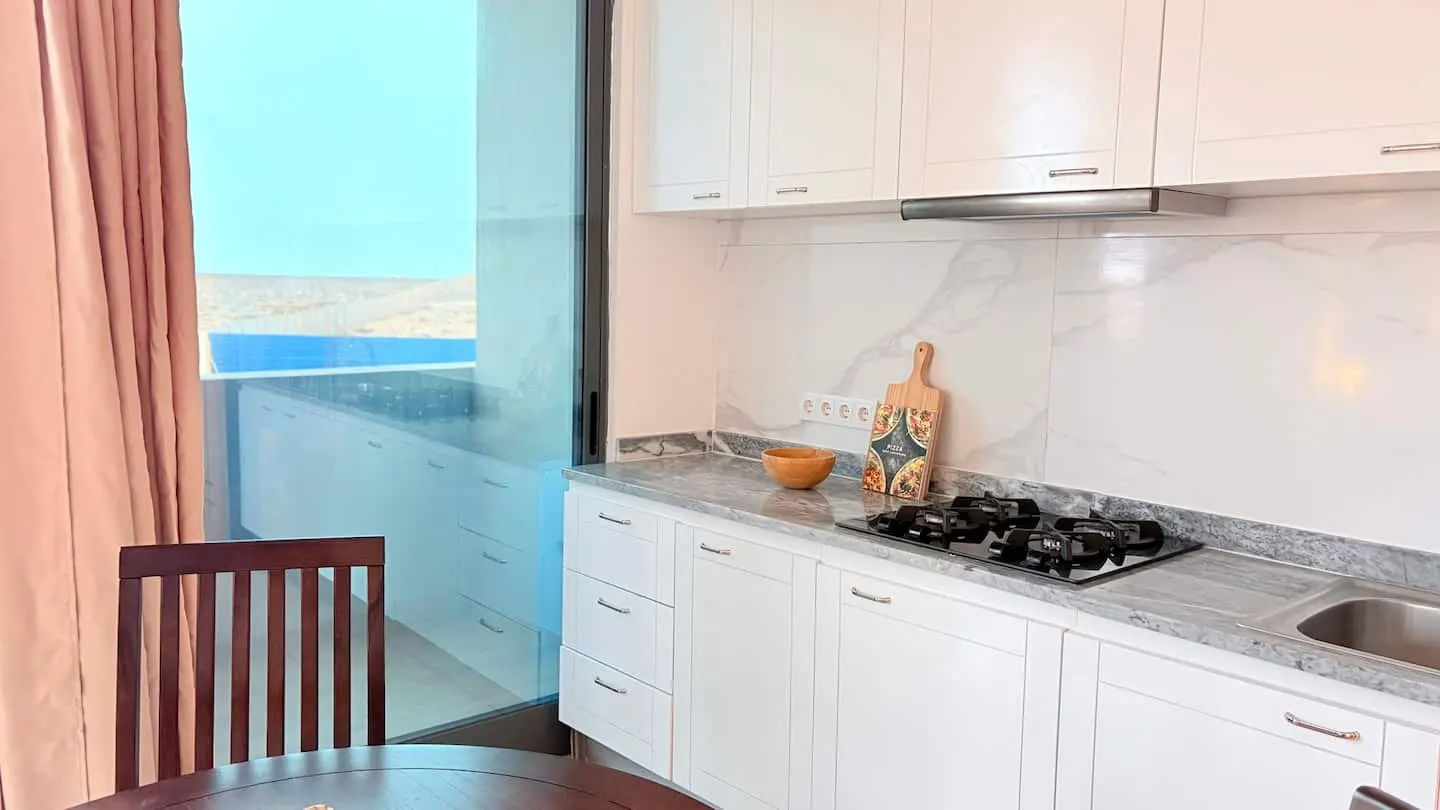 JoLi Beach House - Spacious Second Floor T0 Suite — photo 7
