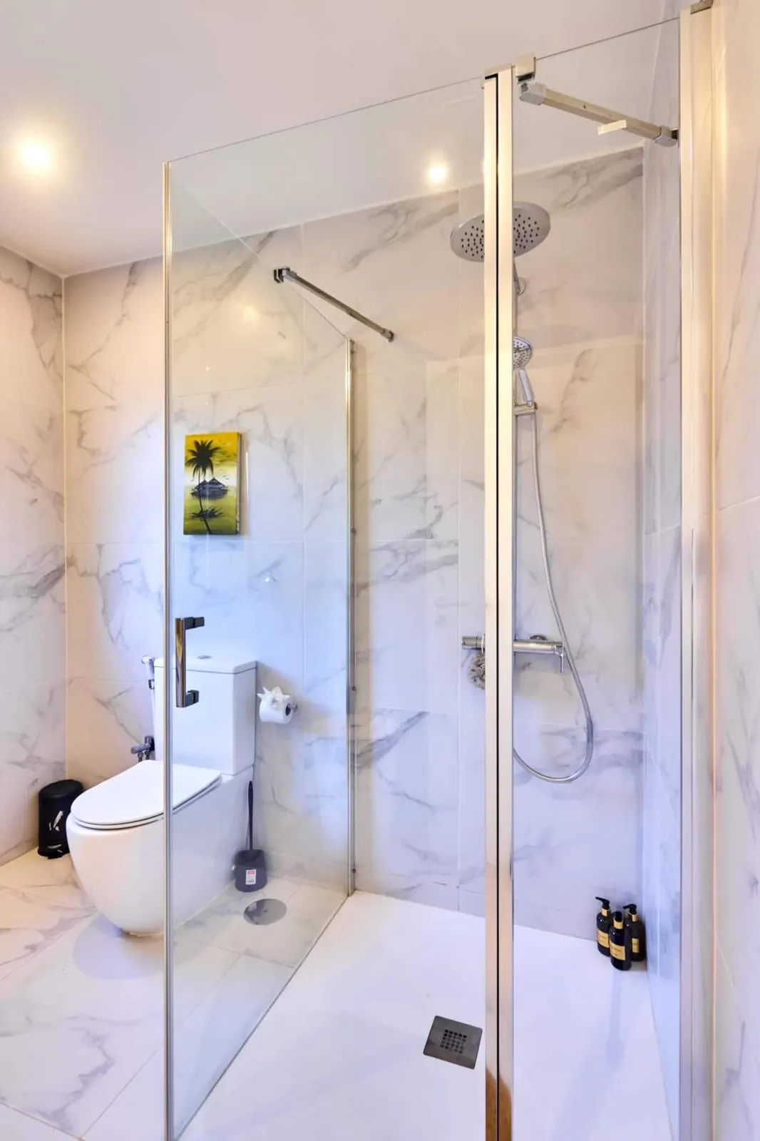 Refugio Sal — Full bathroom 1