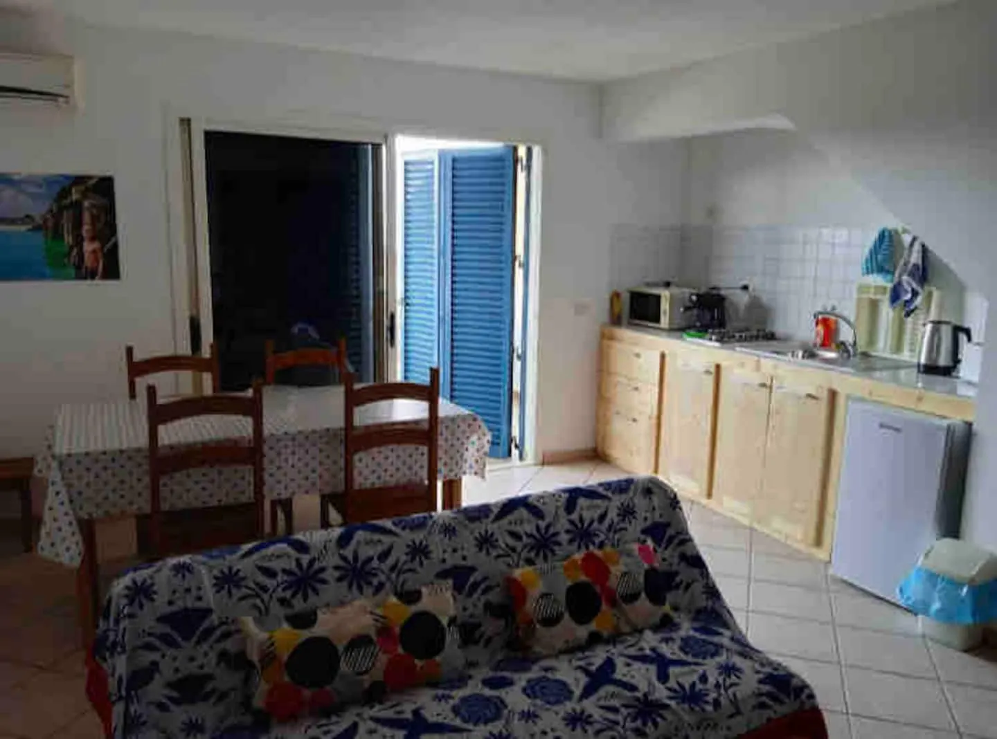 Great Seaview Apartment, Balcony, Pool, Wifi — Kitchenette