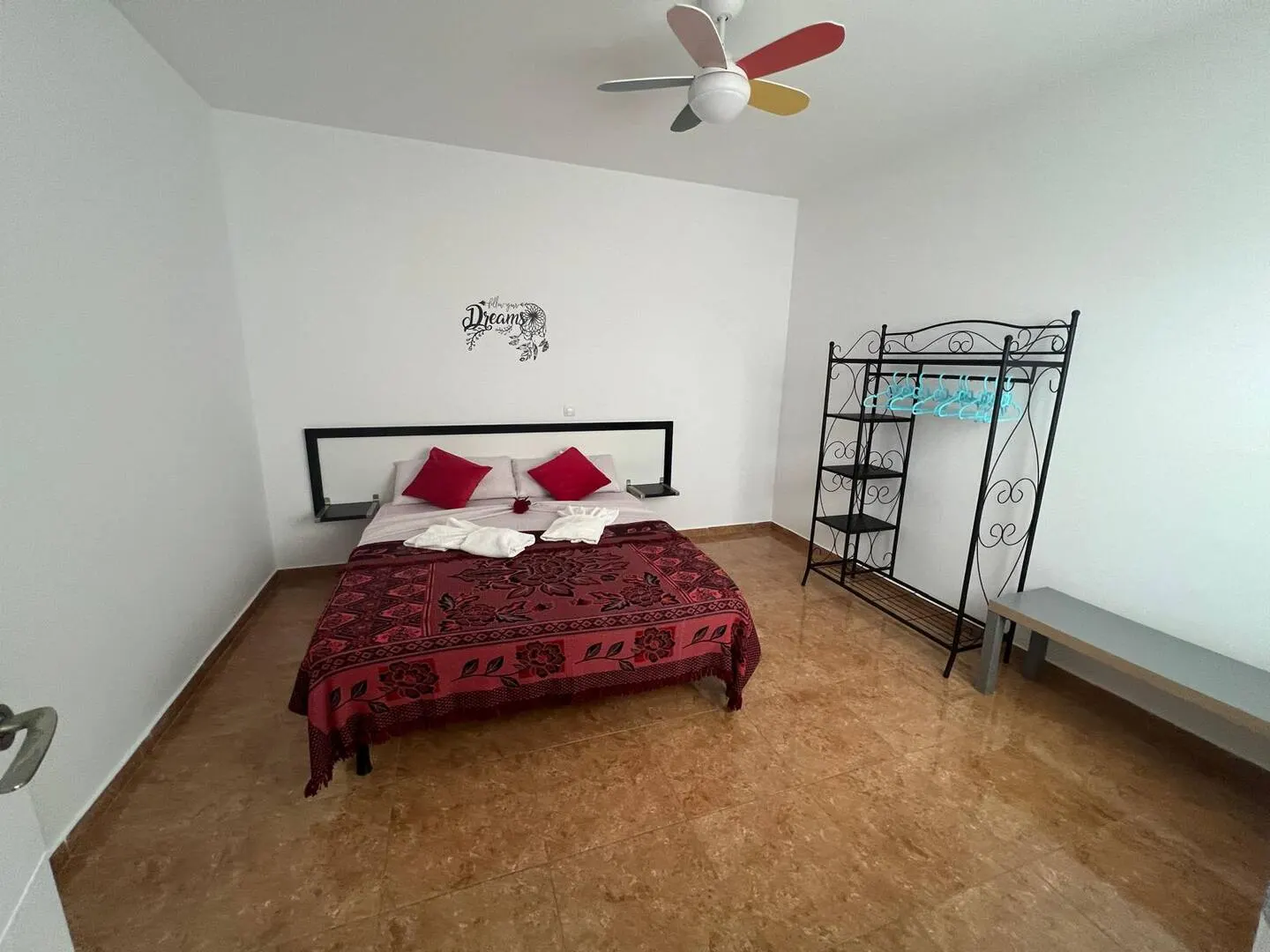 Franmay 9: One-bedroom Penthouse with terrace — Bedroom