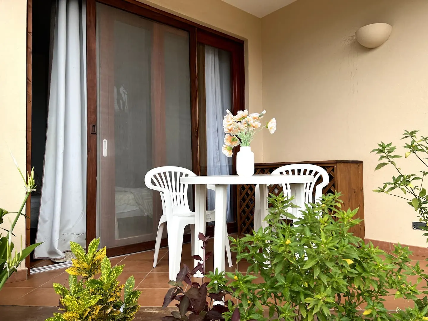 Porto Antigo 2 - Private Studio - OCEAN VIEW — Patio