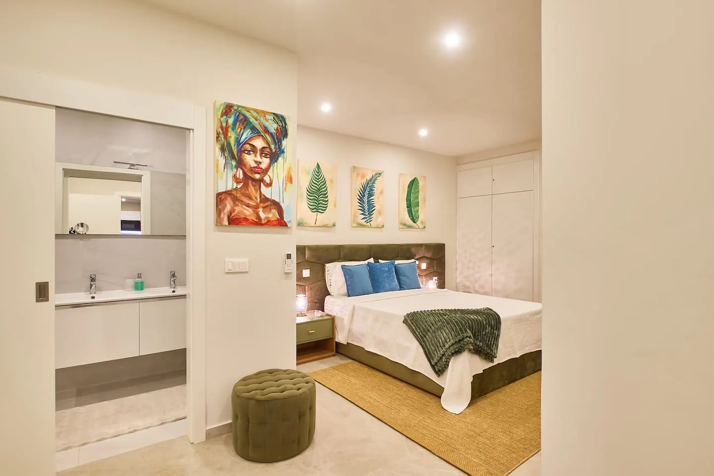 Luxurious apartment with wonderful views! — Bedroom 1