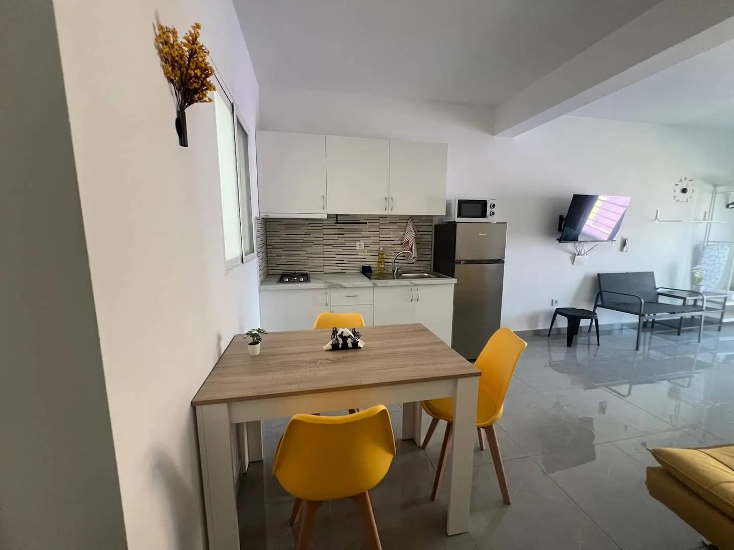 Costa MCC 6: New studio next to the beach — Full kitchen