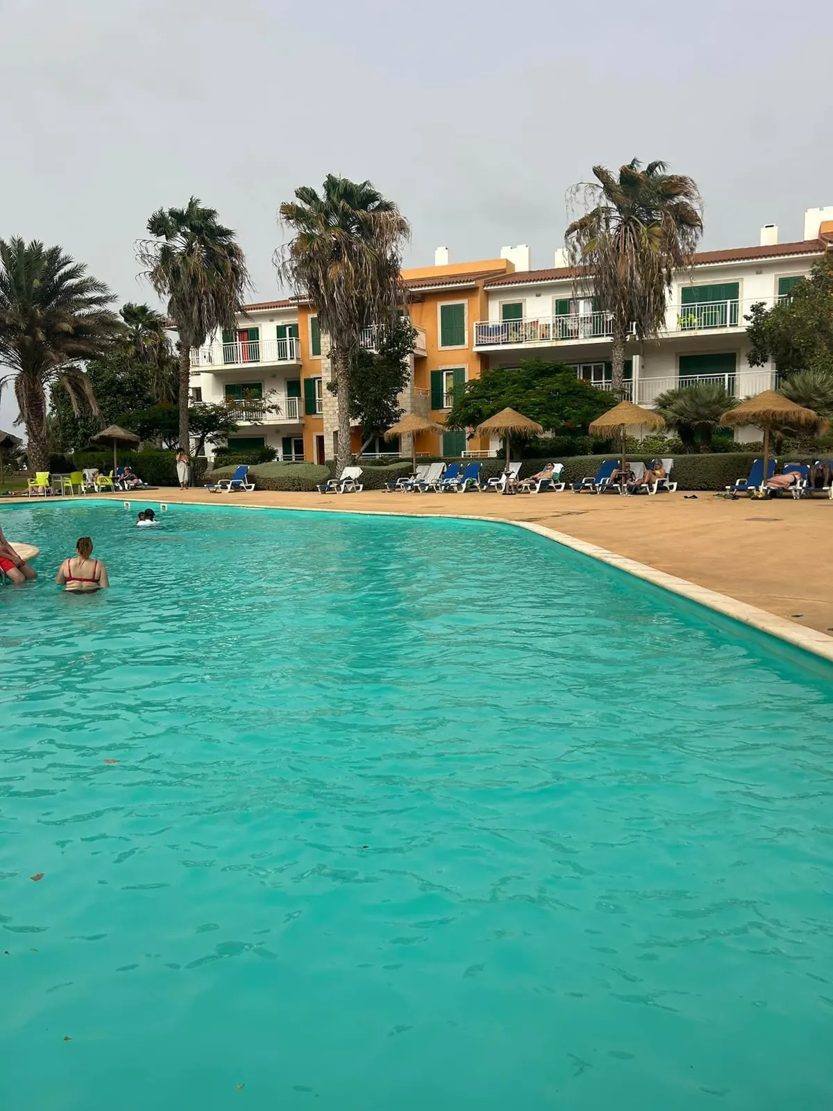 Good life is in Vila Verde Sal. — Additional photos