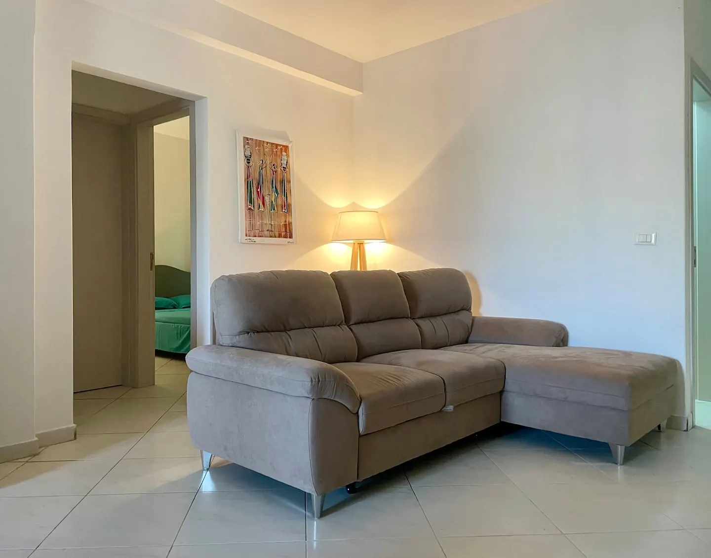 IVORY MOON | New Central 2BR 2Bath with A/C — Living room