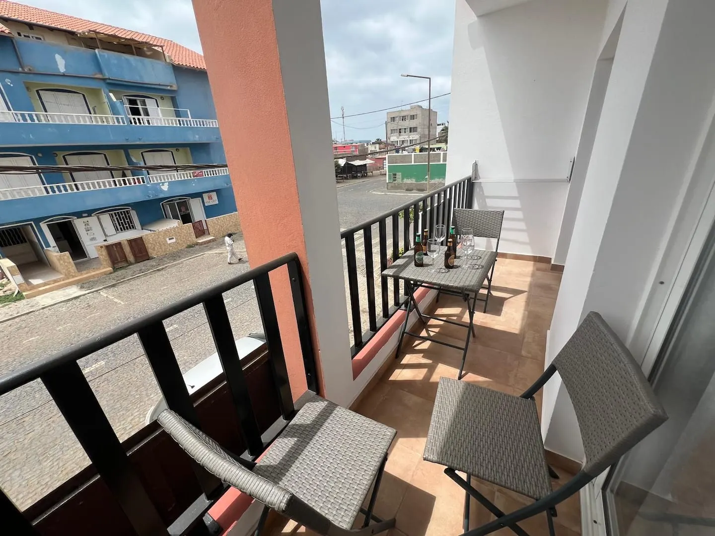 Franmay 4: Two-Bedroom Apartment with Terrace — Patio