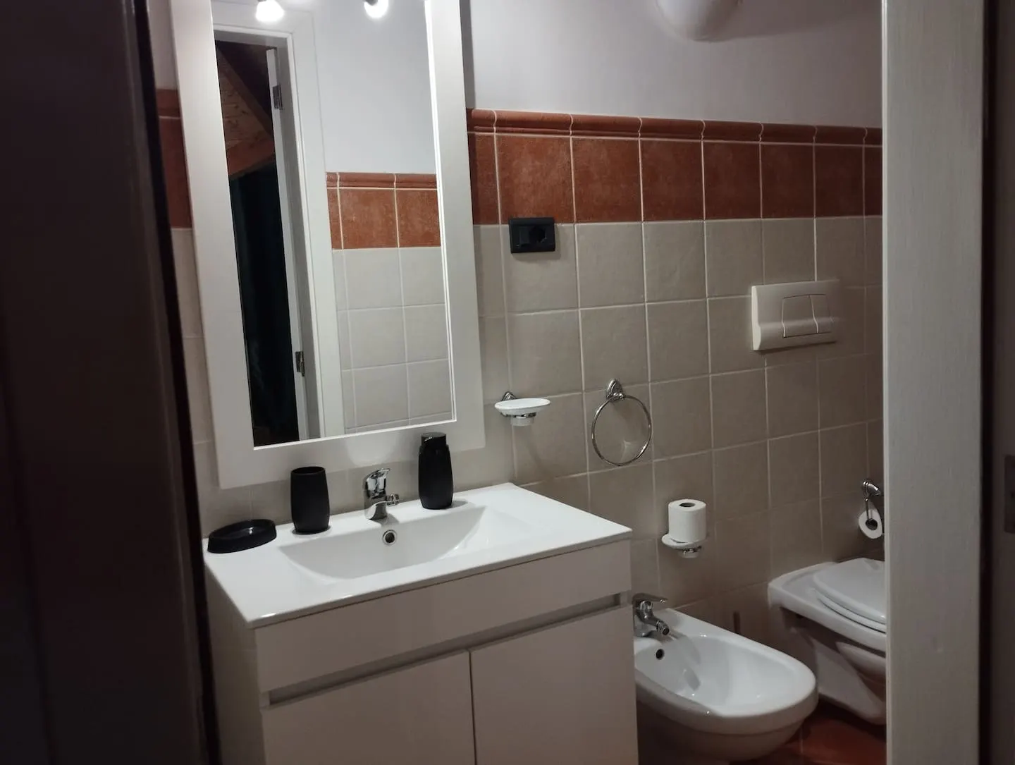 Felicity62 - Cozy studio in residence with pool — Full bathroom