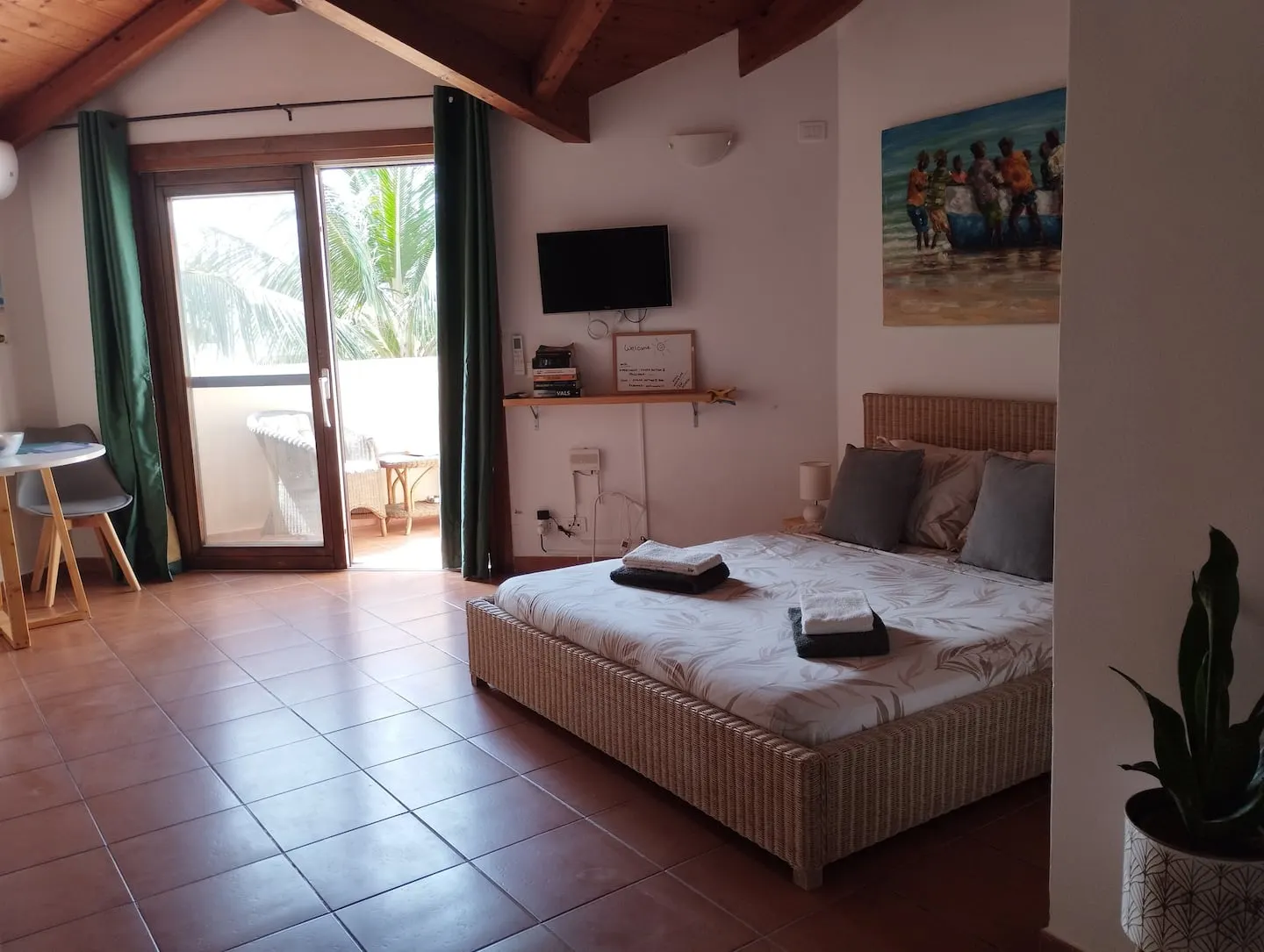 Felicity62 - Cozy studio in residence with pool — Bedroom area