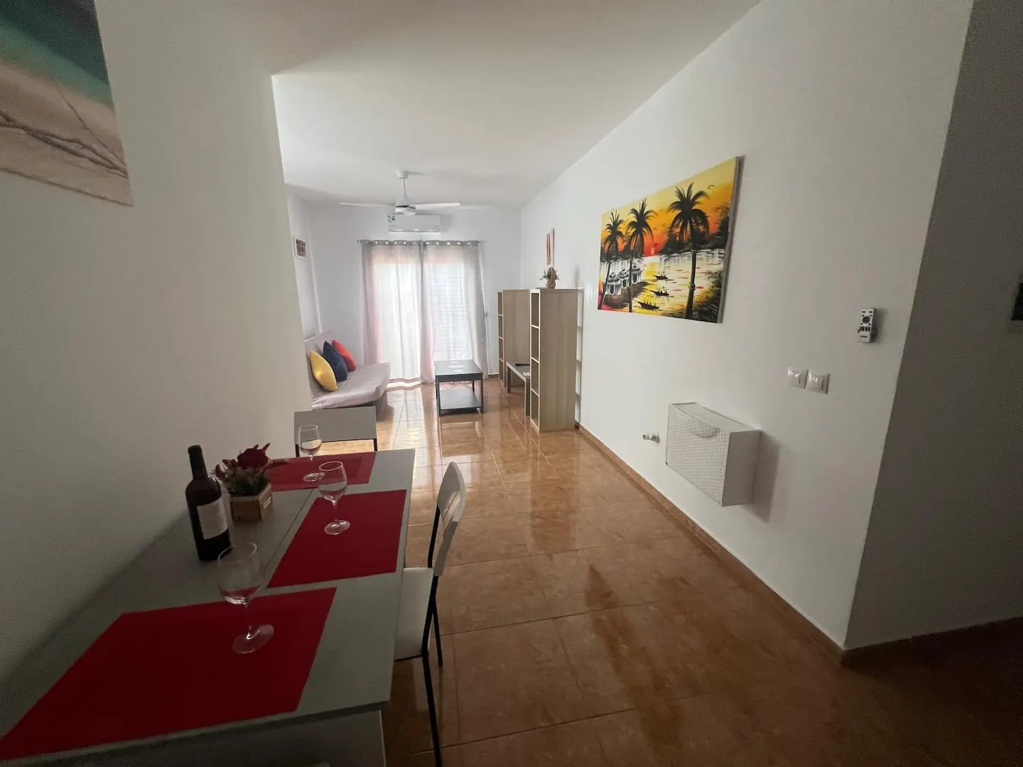 Franmay 9: One-bedroom Penthouse with terrace — Dining area