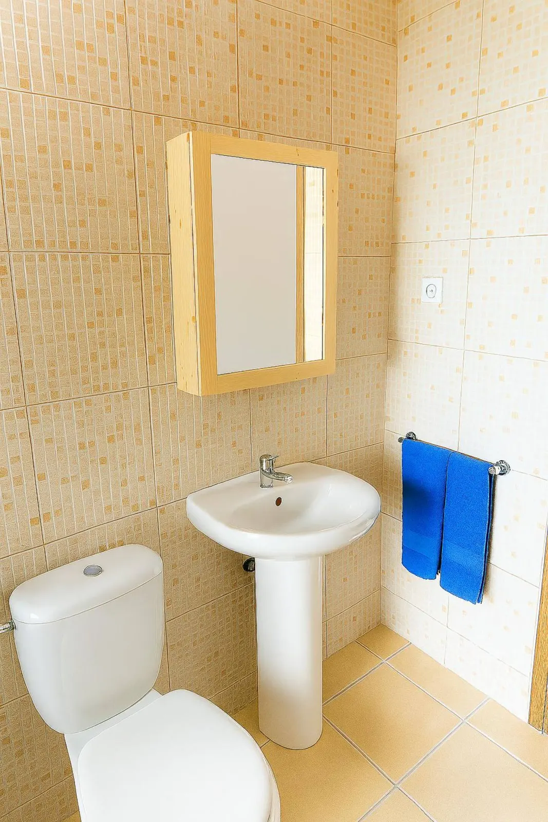 Casa di Mar — Full bathroom