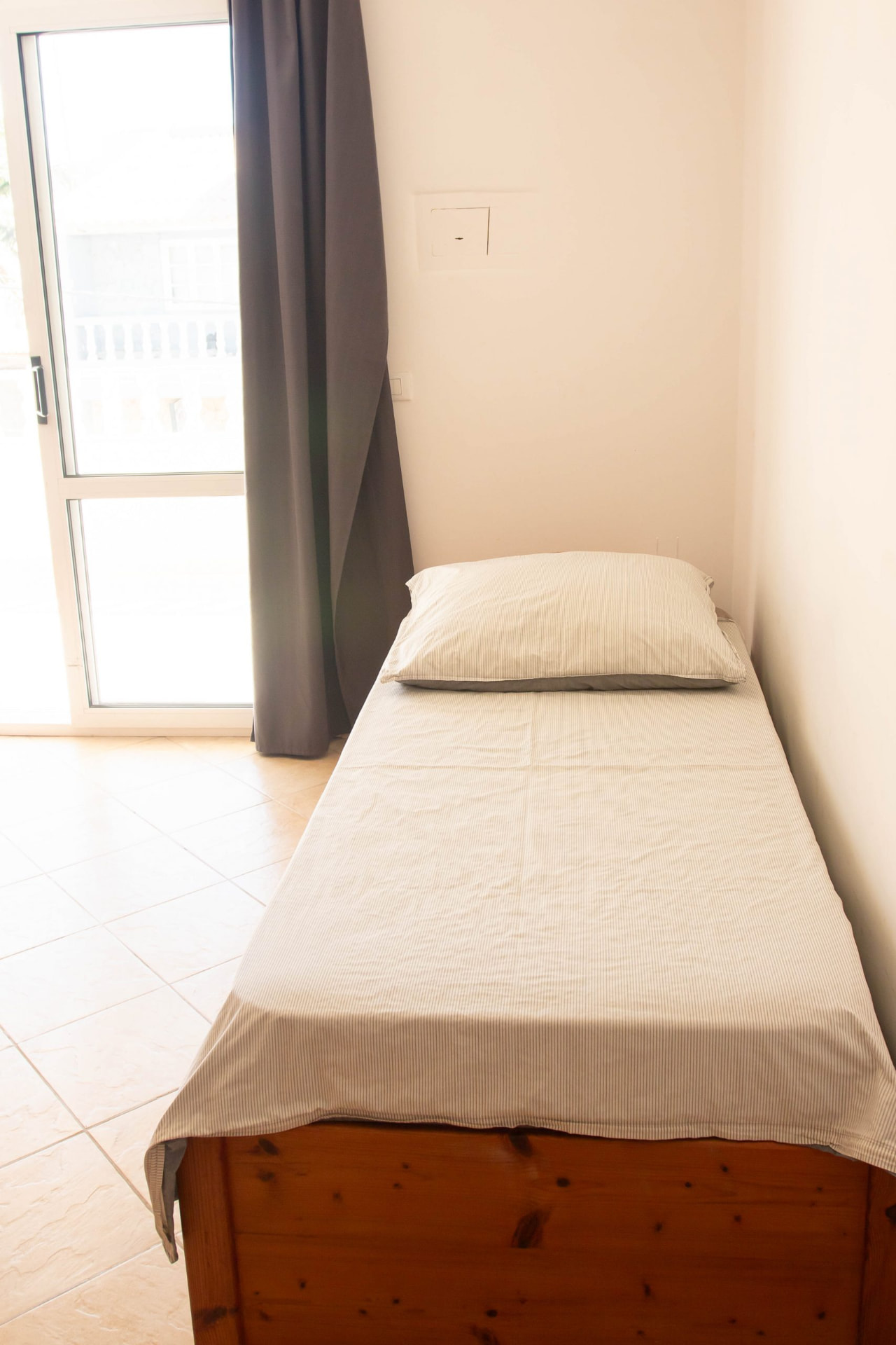 Brava — second bed