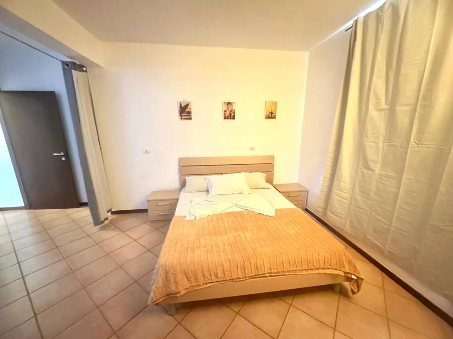 One-bedroom apartment available in Vila centre — Bedroom