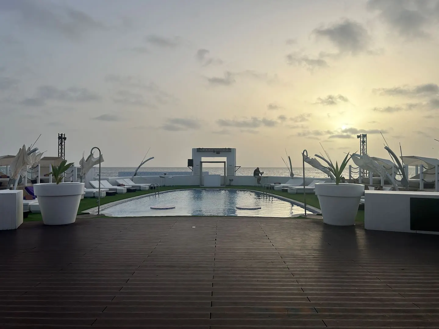Good life is in Vila Verde Sal. — Additional photos