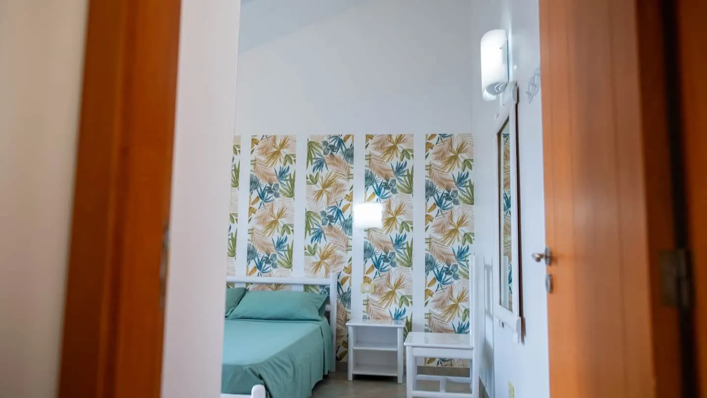 Enchanting sea front — Bedroom 1