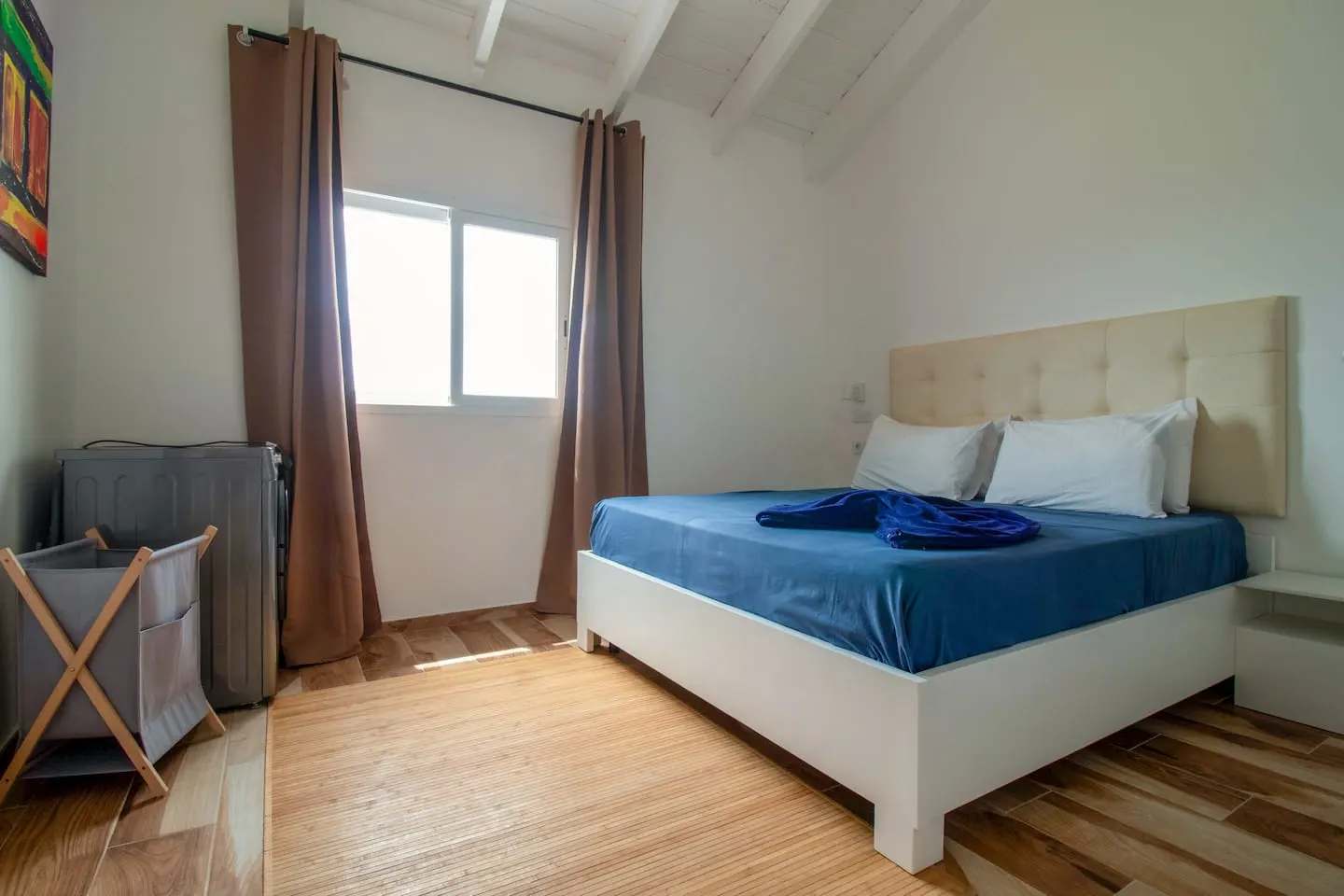 Oceanfront in Centre — Bedroom