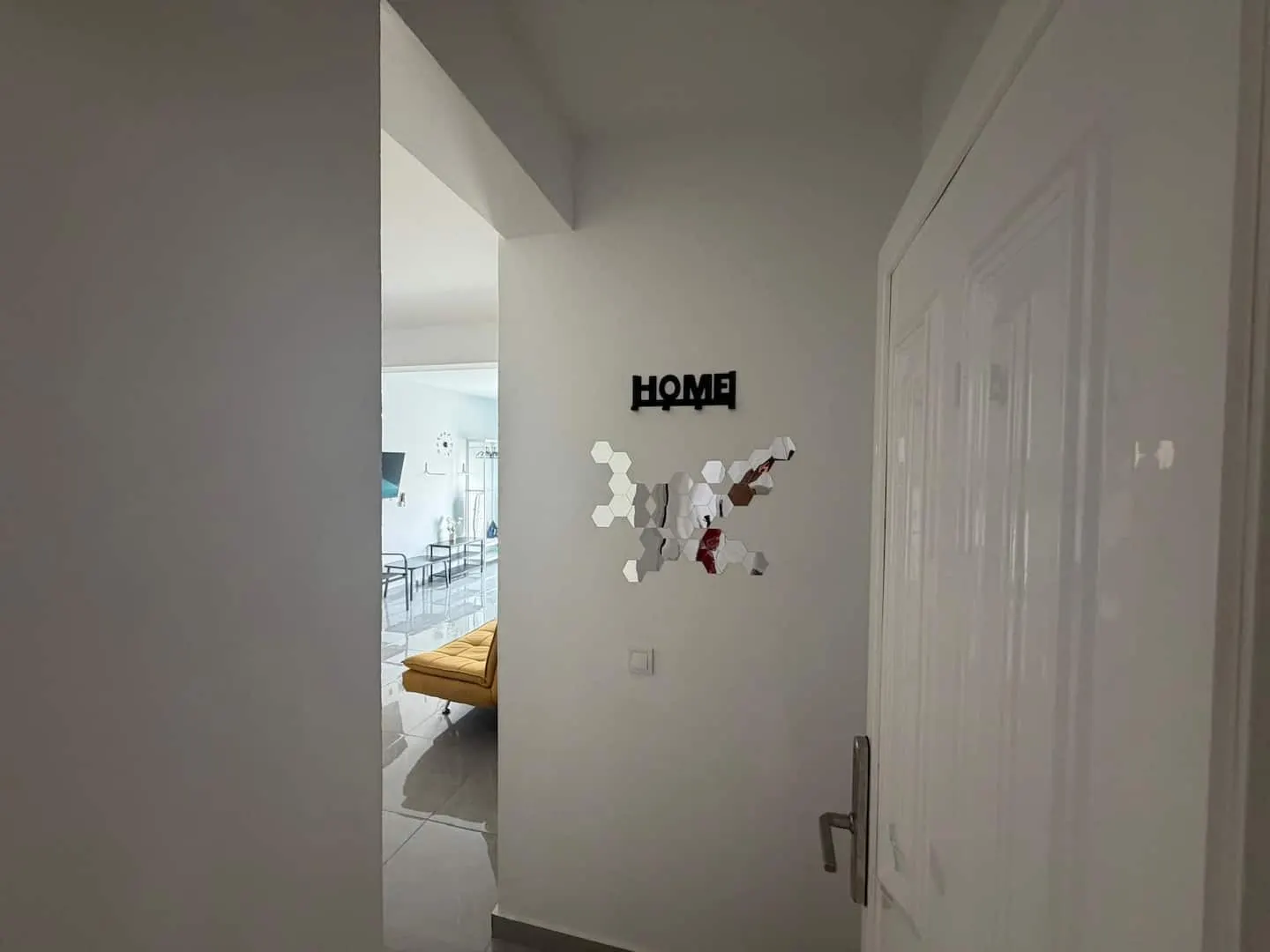 Costa MCC 6: New studio next to the beach — Additional photos