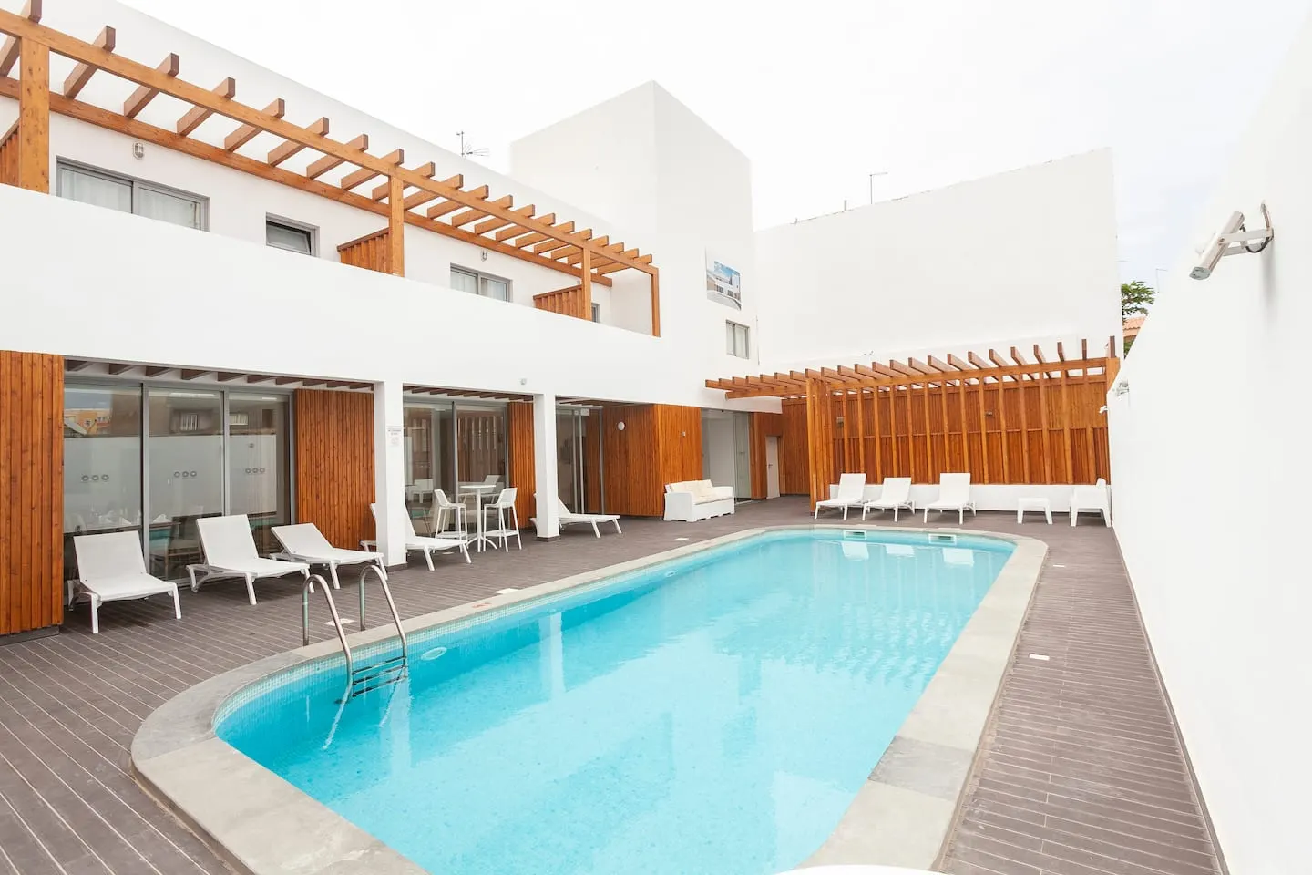 Hotel da Luz – Two-Bedroom Apartment with Pool — photo 13