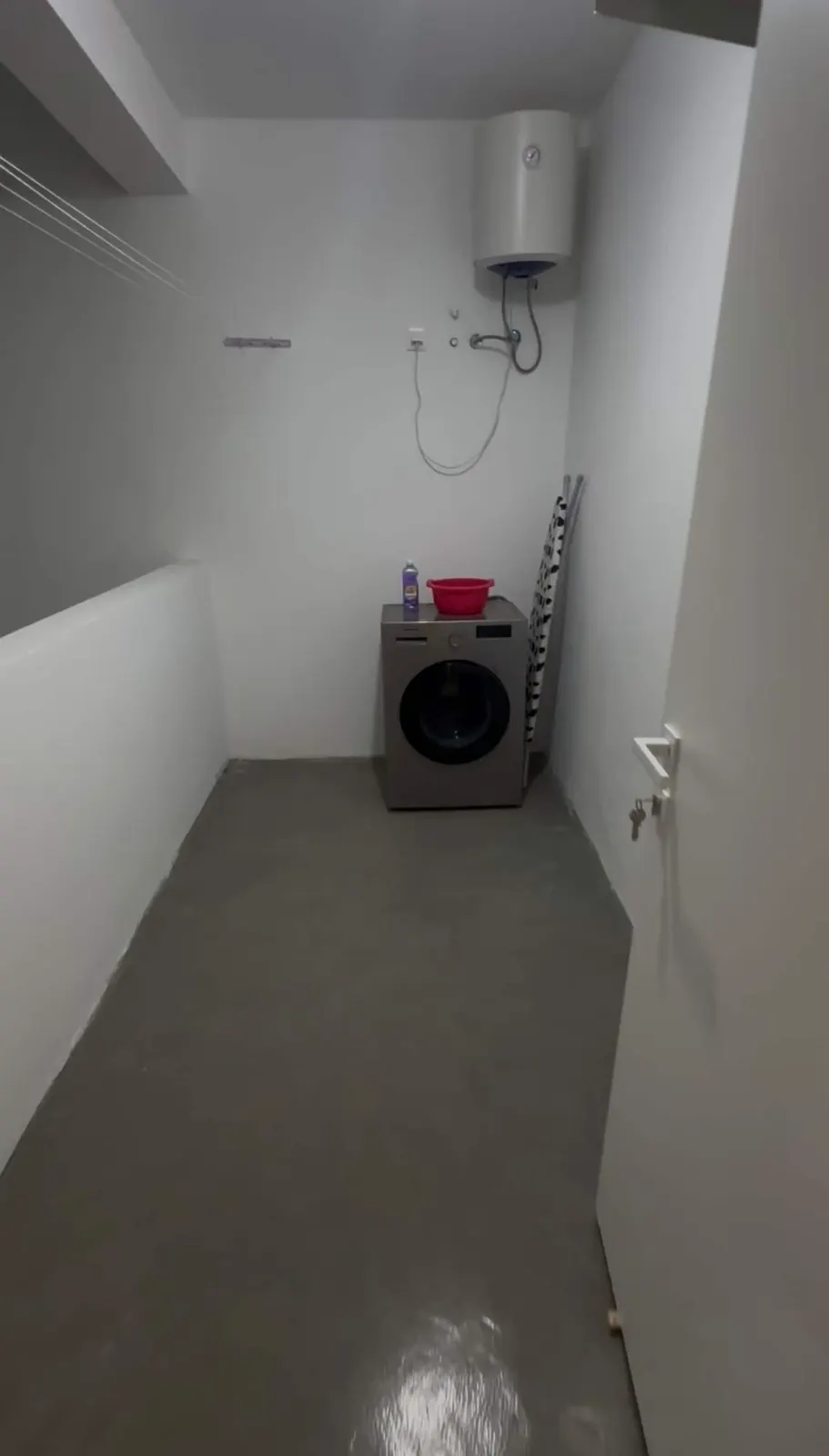 kamoka, your apartment 3 minutes from the beach. — Laundry area