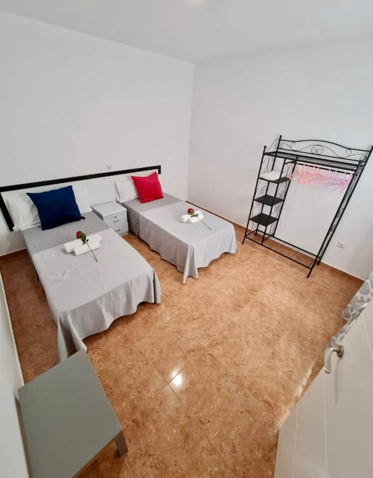 Franmay 7: Two-Bedroom Apartment with balcony — Bedroom 1
