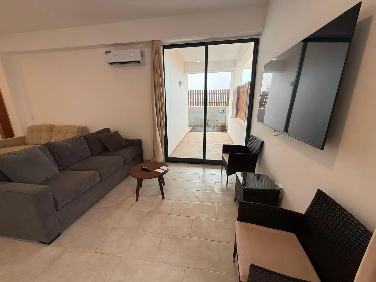 JoLi Beach House - Spacious Ground Floor T2 Apartm — photo 3