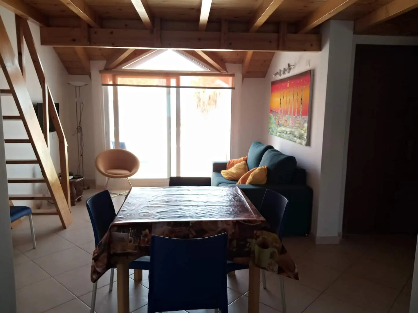 Lovely and central 2-bedroom apartment — Additional photos