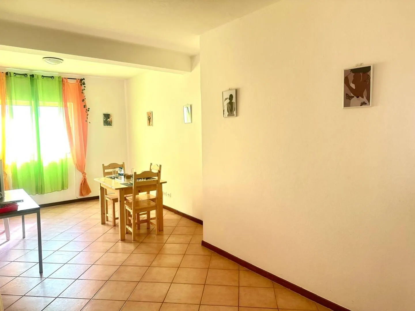 One-bedroom apartment available in Vila centre — Bedroom