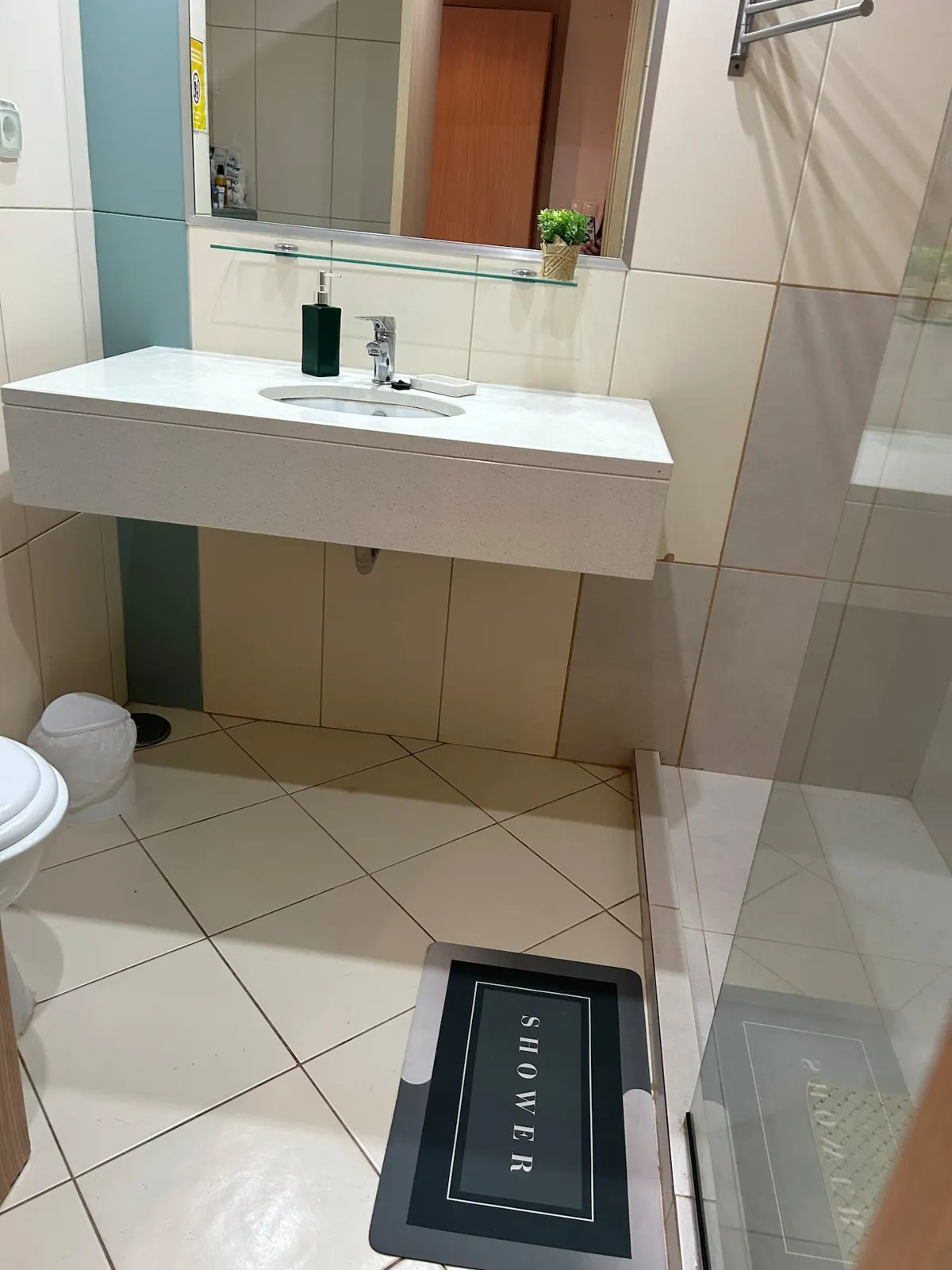 Good life is in Vila Verde Sal. — Full bathroom 2