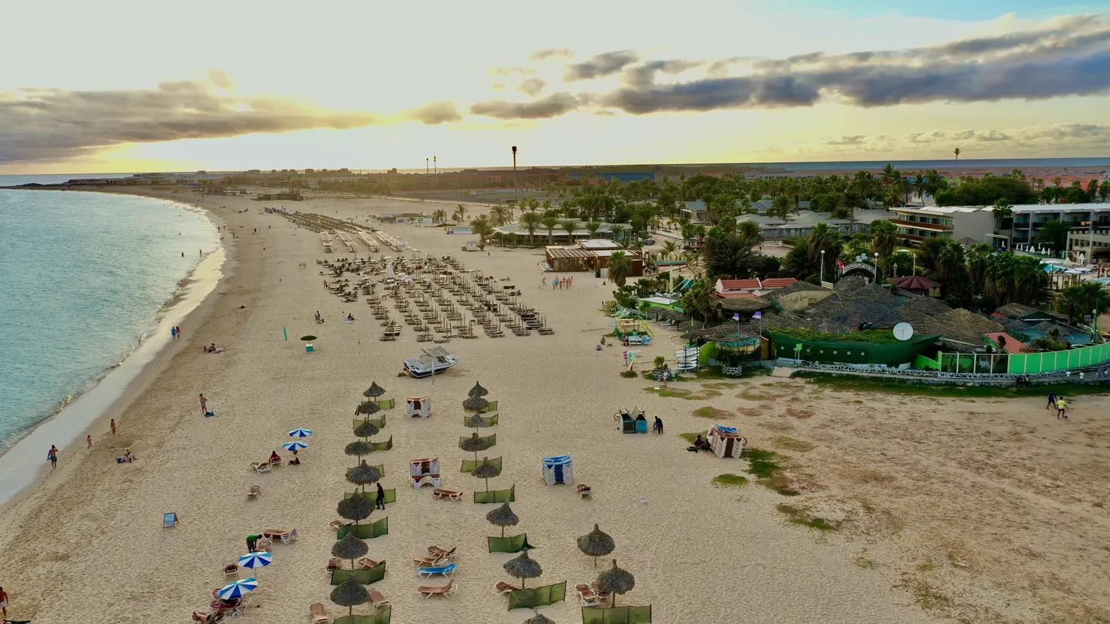 Sunset Bar & Restaurant