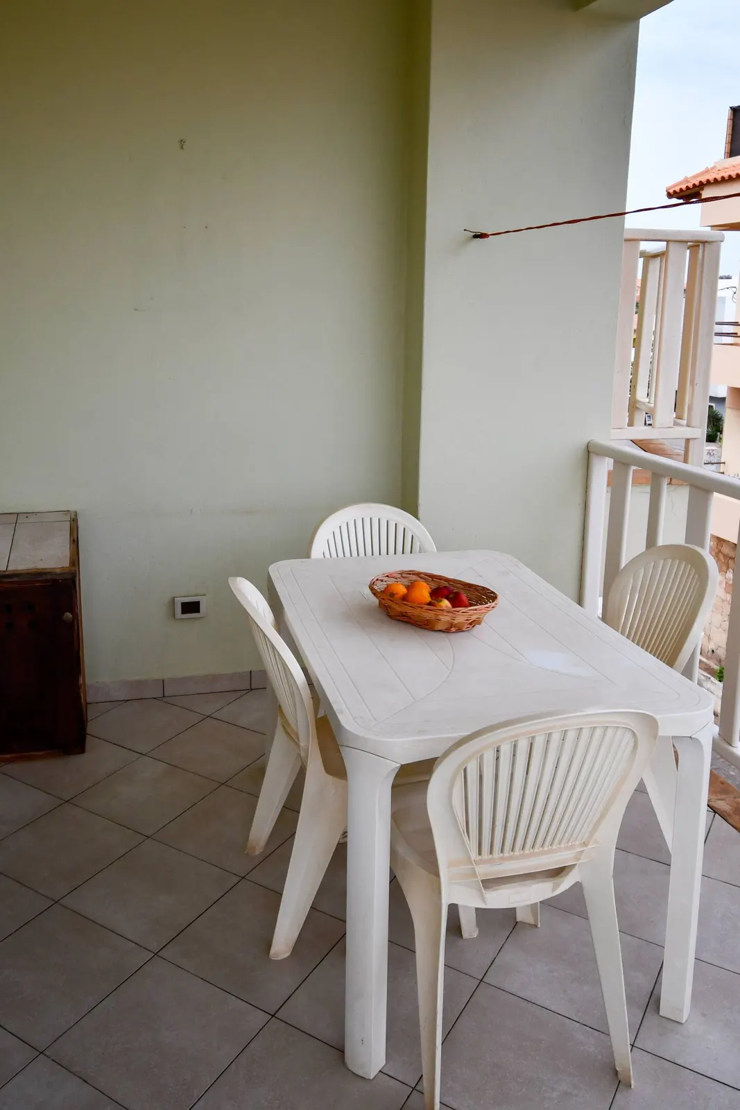 Cozy, sunny and central coconut apartment — Exterior
