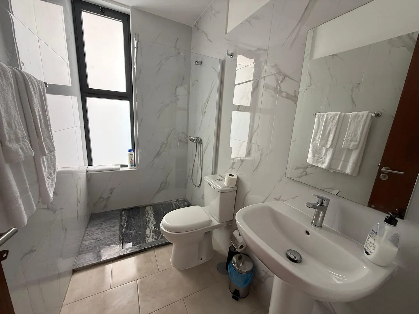 JoLi Beach House - Spacious Ground Floor T2 Apartm — photo 25