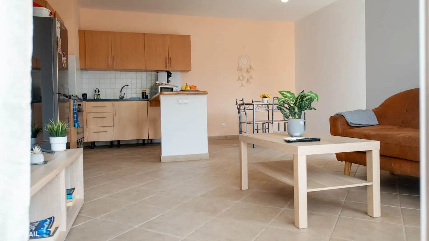 Coconut Houses Big 2 Room- 3min beach- AC- SmartTV — Full kitchen