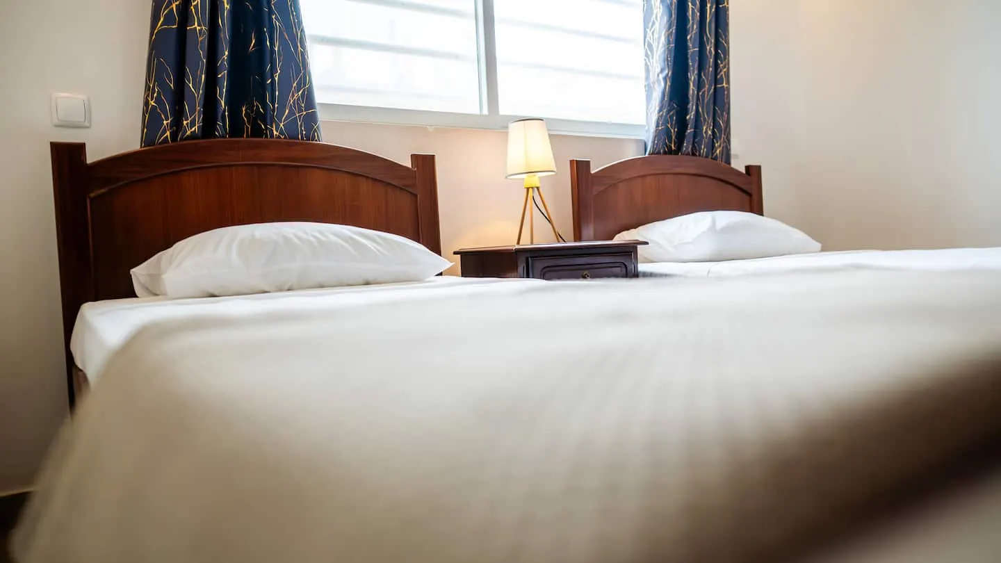 Coconut Houses Big 2 Room- 3min beach- AC- SmartTV — Bedroom 2