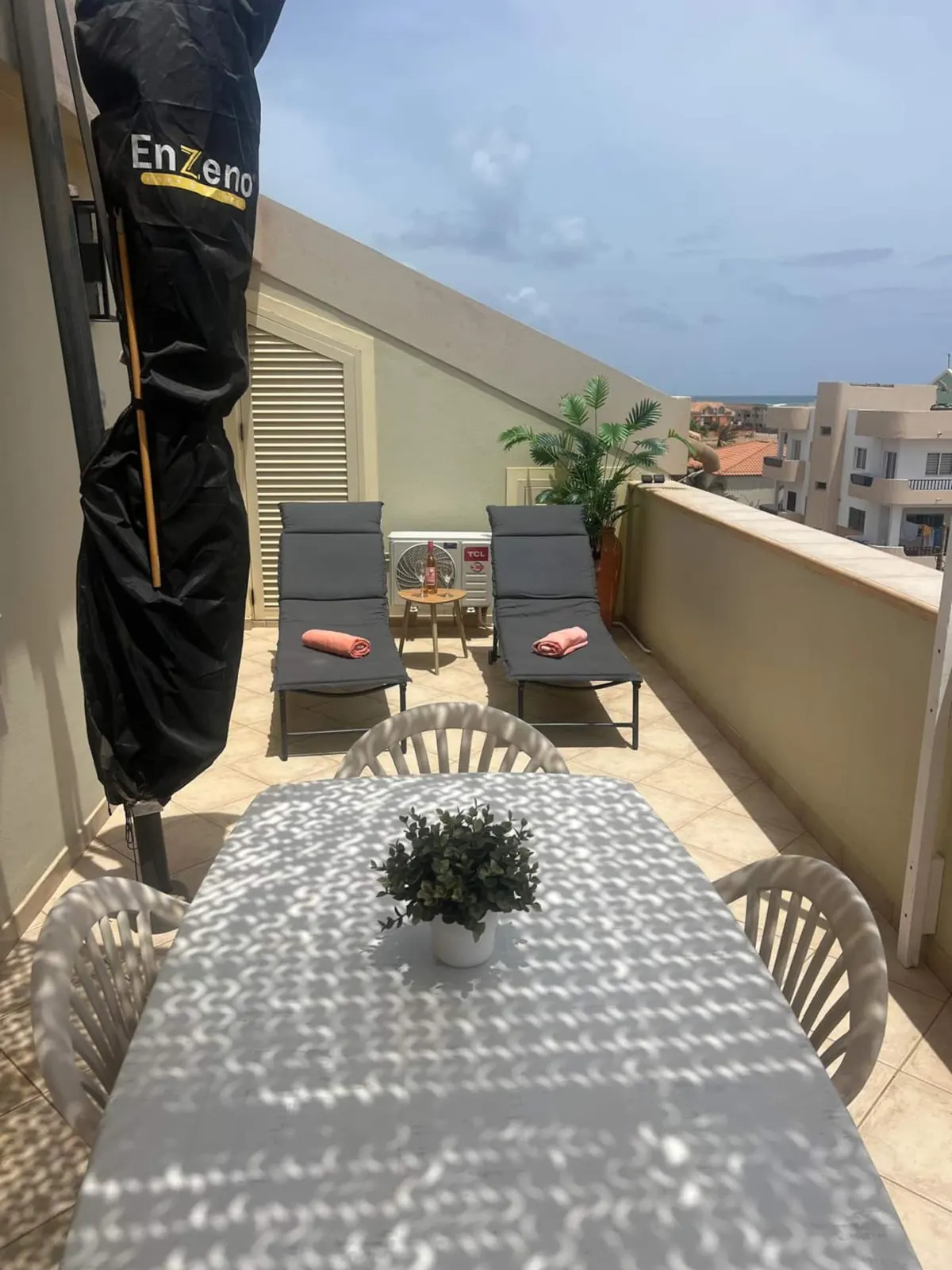 Casa Oasis | Beach & Town Sea View Penthouse — Exterior