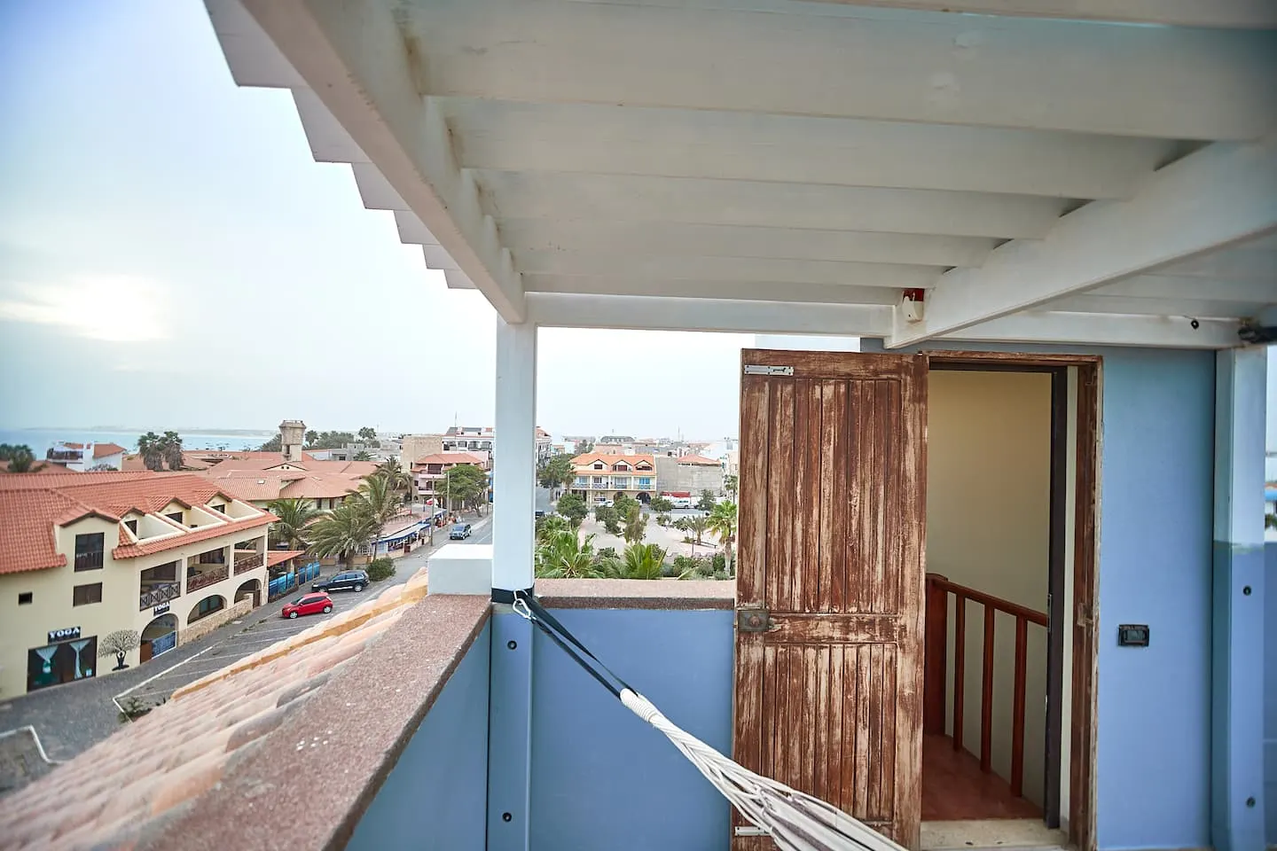 Breathtaking ocean view in city center — Exterior