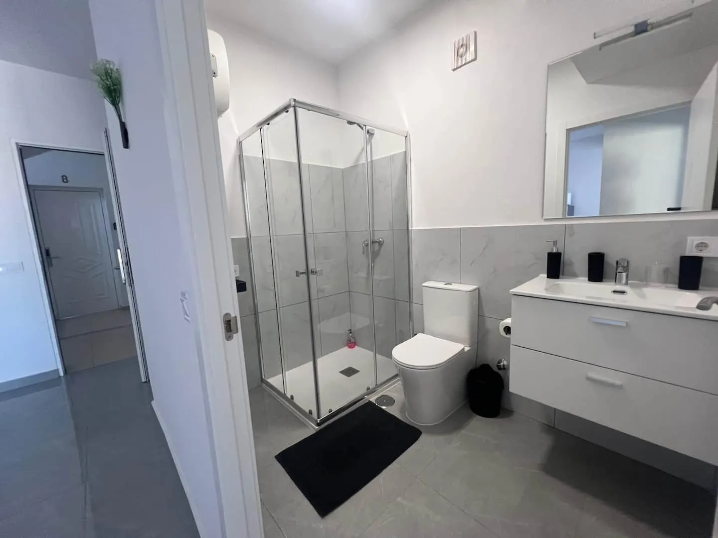 Costa MCC 5: New apartment near the beach — Full bathroom