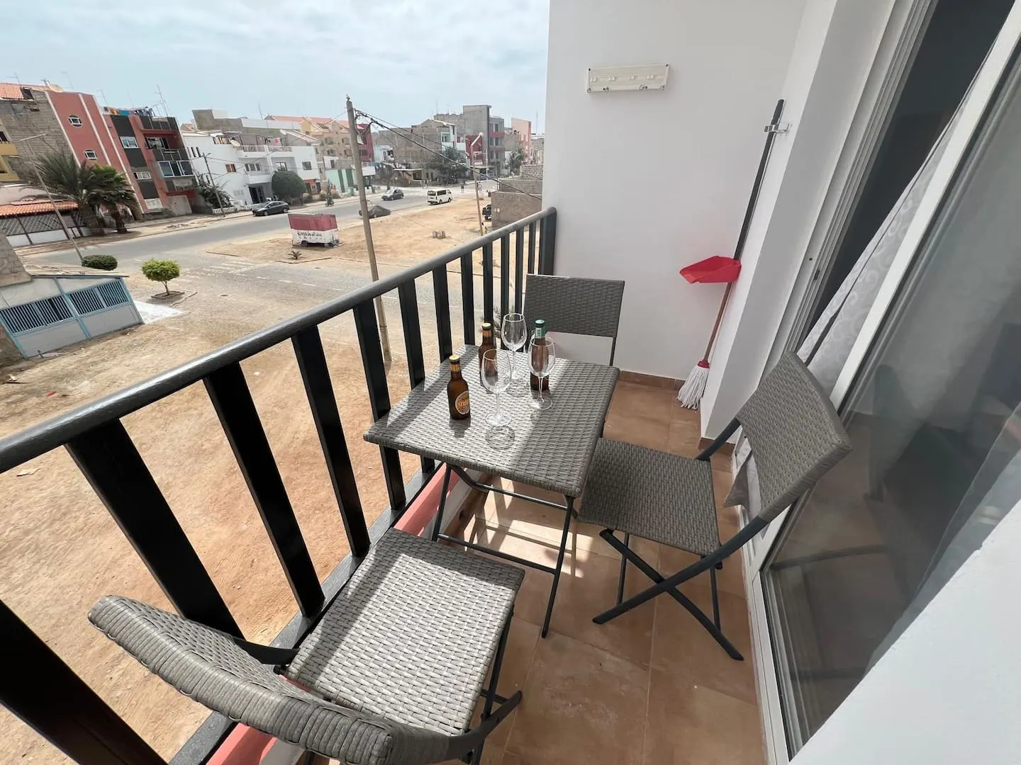 Franmay 7: Two-Bedroom Apartment with balcony — Patio