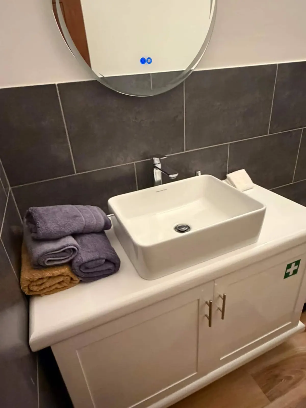 Oceanfront in Centre — Full bathroom