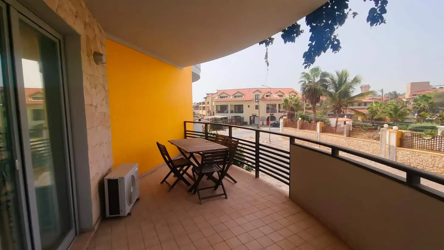 Luxury three bed apartment — Exterior