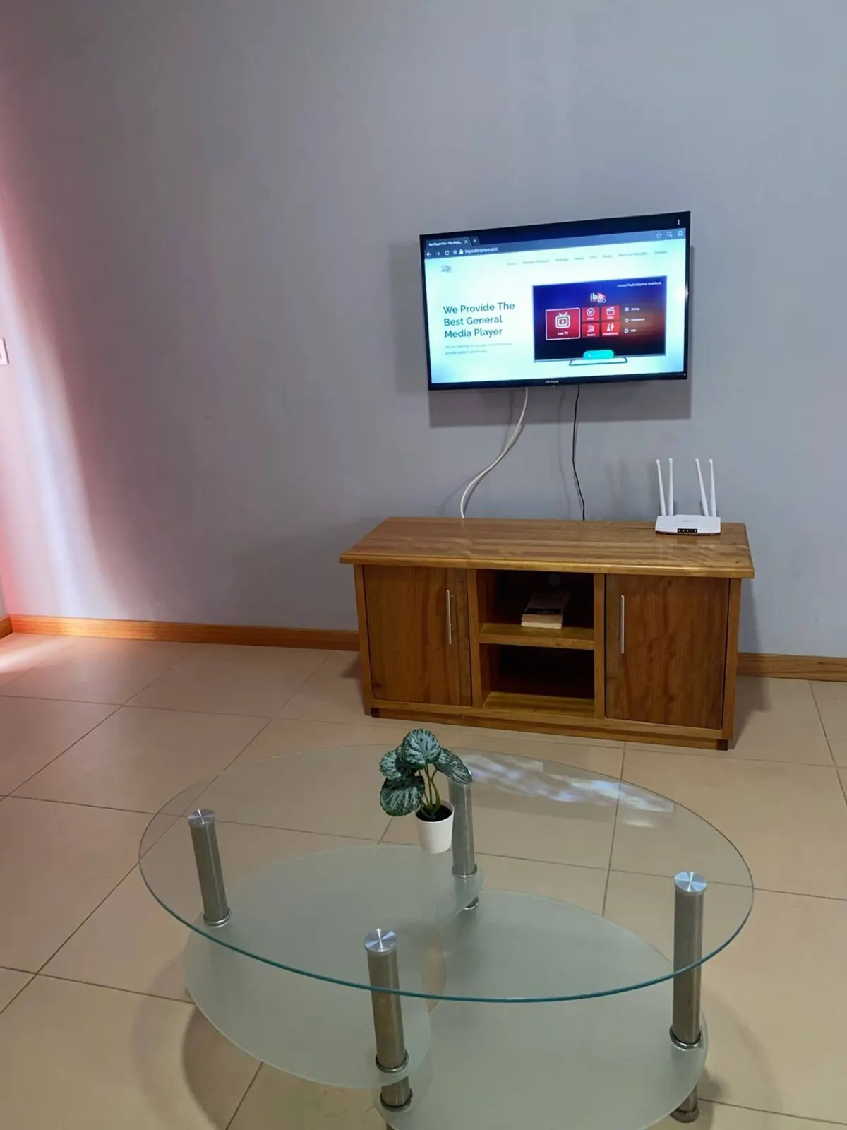 Ká Rui — Living room