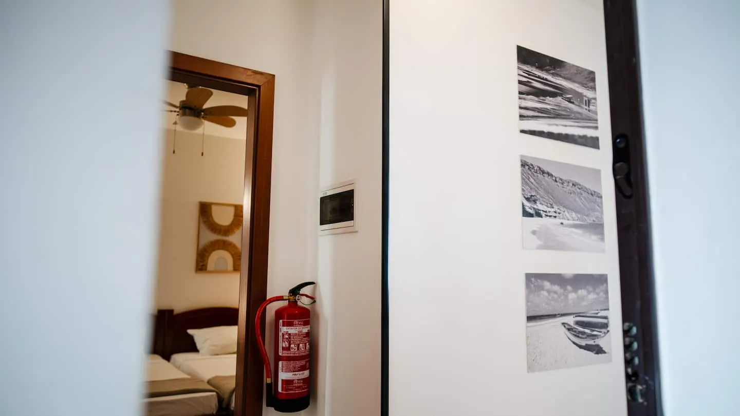 Coconut Houses- 3min beach- AC-SmartTV- Wash Machi — Bedroom