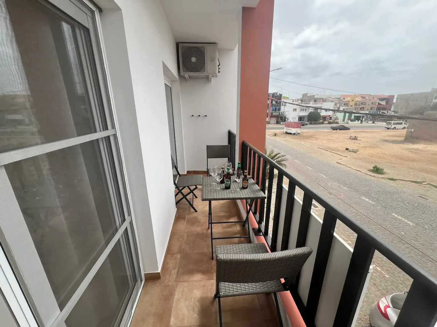 Franmay 4: Two-Bedroom Apartment with Terrace — Patio