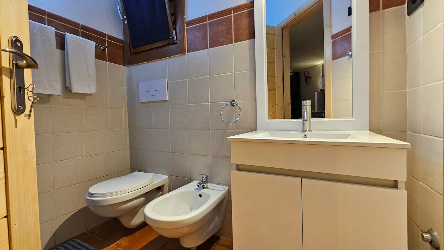 Lovely Studio in Porto Antigo 2, Pool, Wifi 1.Line — Full bathroom